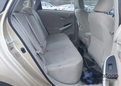 2011 Toyota Prius Three z USA, uszkodzony, nr VIN JTDKN3DU2B1409431